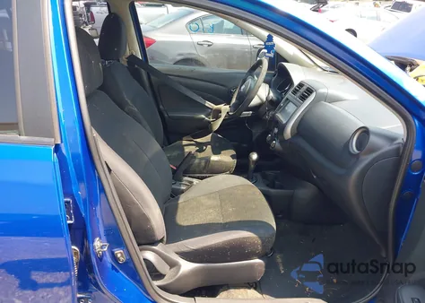 2013 Nissan Versa 1.6 Sv z USA, uszkodzony, nr VIN 3N1CN7AP5DL840256